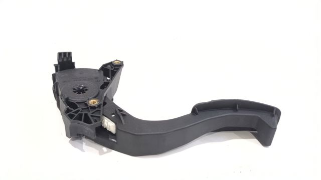 8200672369 Pedal del acelerador  en stock Castellón