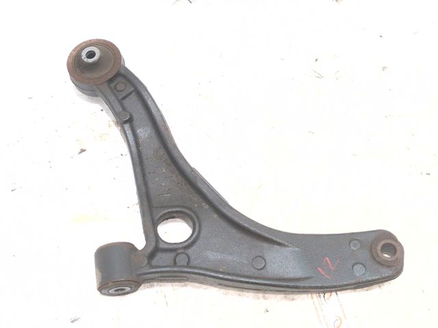 RENAULT 8200688871 Brazo inferior izquierdo de la suspensión delantera comprar Tarragona