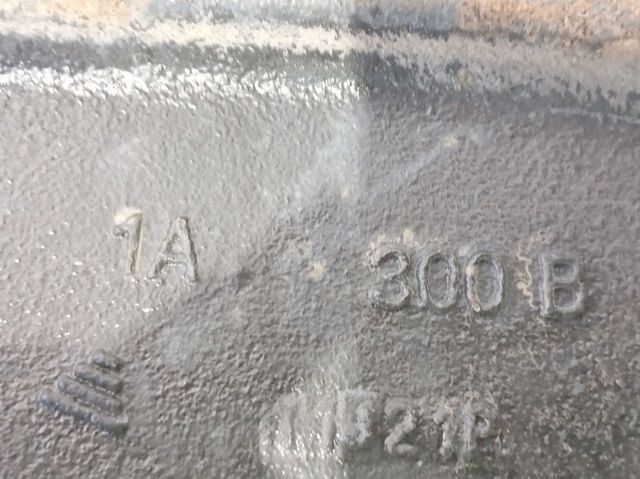 8200688871 RENAULT Brazo inferior izquierdo de la suspensión delantera  disponible Vigo