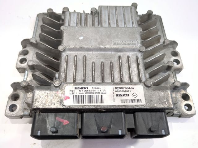 RENAULT 8200766462 ECU  en stock Valencia