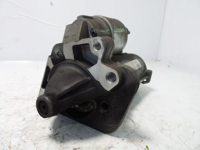 RENAULT 8200836473B Motor de arranque  comprar en Albacete