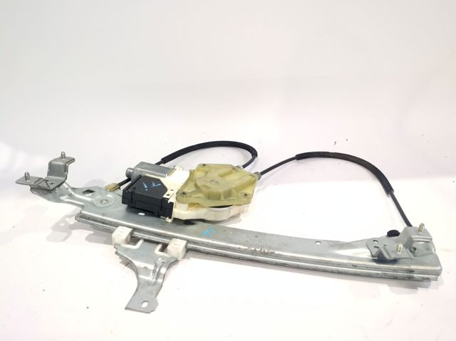 827310002R RENAULT Motor del elevalunas de la puerta trasera izquierda  disponible Ourense