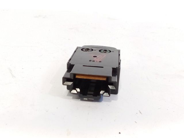 8616A001 Mitsubishi