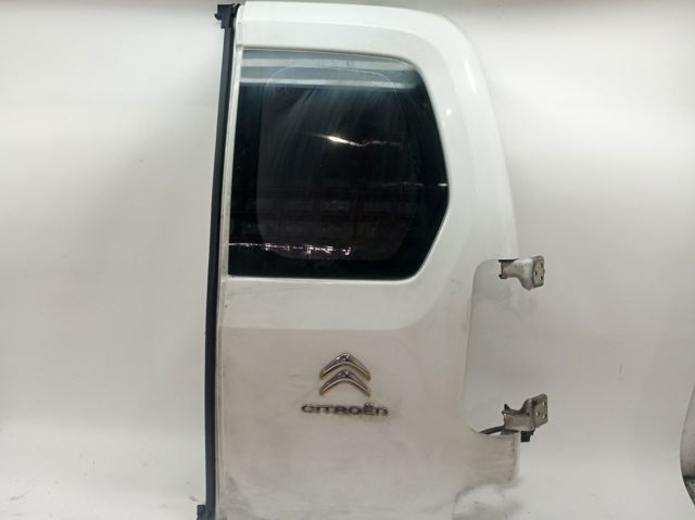 PEUGEOT 8703E4 Puerta trasera derecha batiente de furgoneta  comprar en Albacete