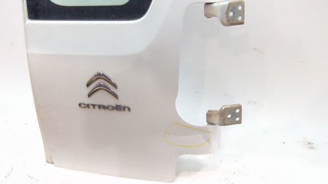 PEUGEOT 8703E4 Puerta trasera derecha batiente de furgoneta  en stock Valencia