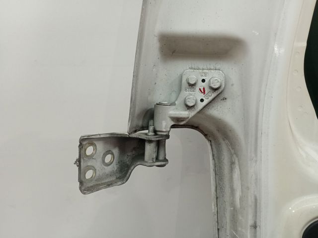 8703E4 PEUGEOT Puerta trasera derecha batiente de furgoneta  en stock Córdoba