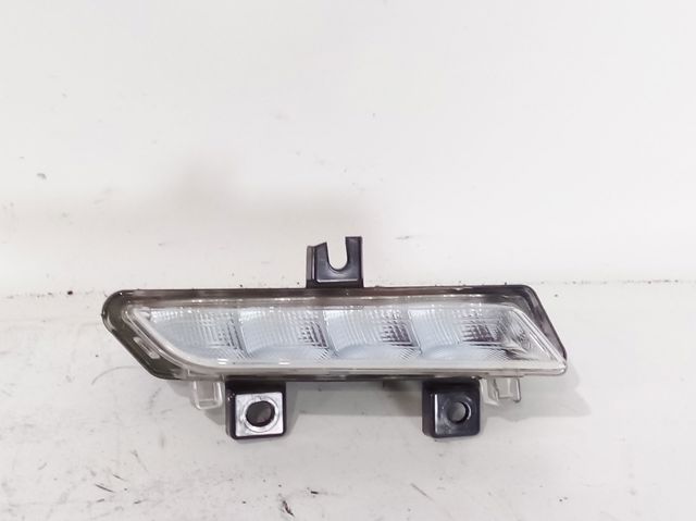 89208541 RENAULT Luz diurna derecha comprar Madrid