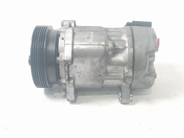 Compresor climatizador 8FK351125751 VAG