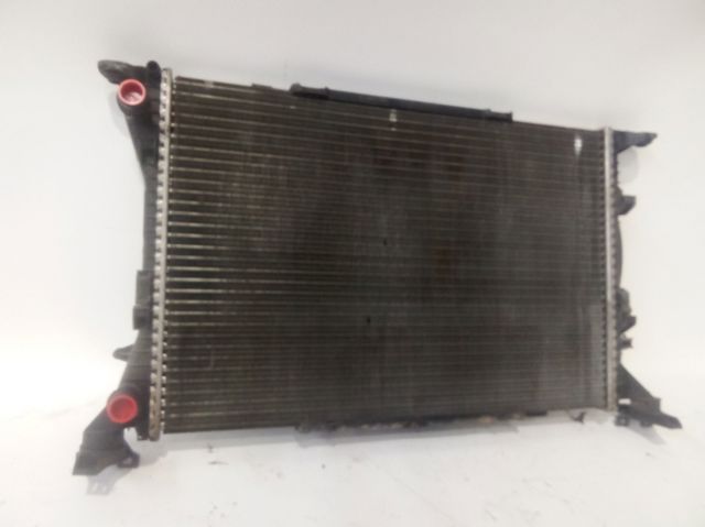 Radiador de auto 8K0121251R VAG
