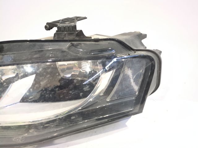 Faros delantero izquierdo 8K0941003 VAG