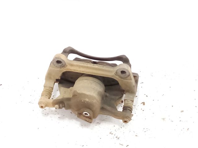 8V0615124D Pinza de freno delantera derecha  en stock Granada