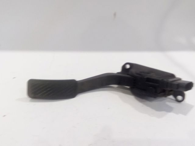 8V219F836AB Pedal del acelerador  disponible Málaga
