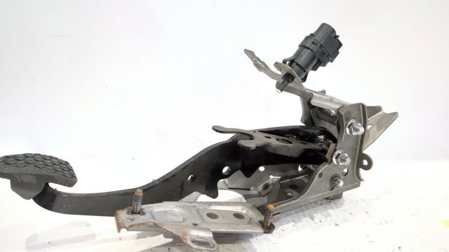 8V512450EB Ford
