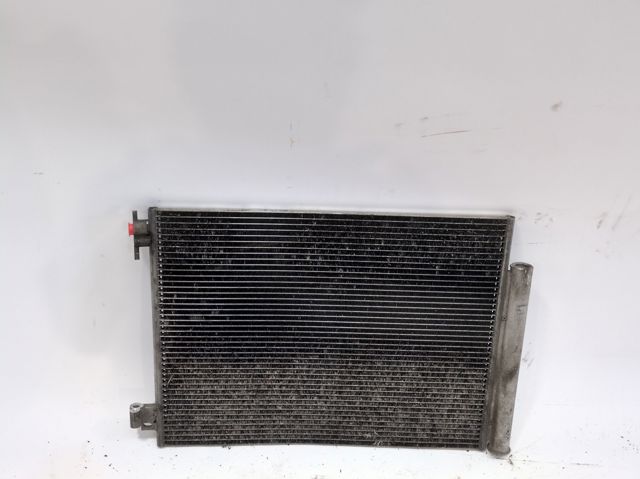 RENAULT 921006454R Condensador aire acondicionado  en stock Terrassa