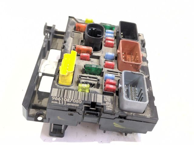 9661087080 Caja de fusibles  comprar en Zaragoza