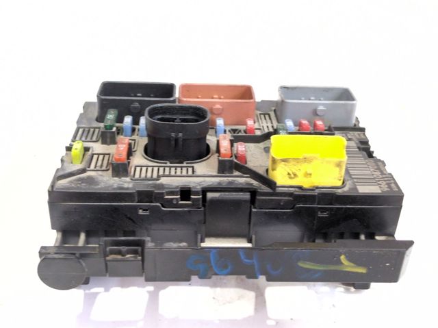 PEUGEOT 9661087080 Caja de fusibles  en stock Valencia