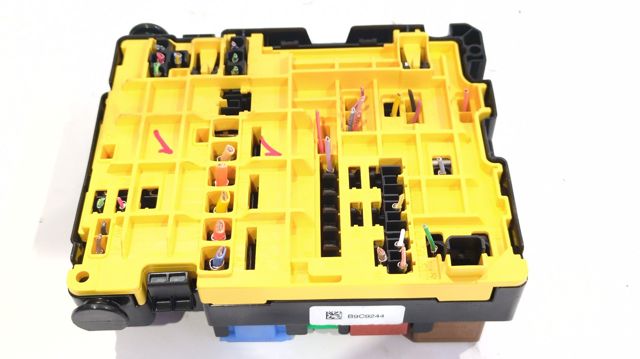 PEUGEOT 9804848580 Caja de fusibles comprar Tarragona