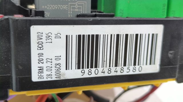 9804848580 Caja de fusibles  disponible Málaga