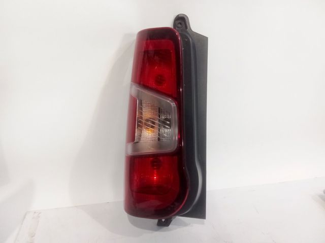 9819235880 PEUGEOT Piloto trasero izquierdo  comprar en Lleida