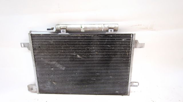 A1695000354 Condensador de aire acondicionado  disponible Burgos