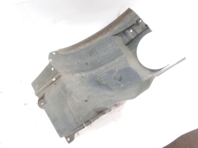 Guardabarros interior trasero derecho del guardafango delantero A2038841222 MERCEDES