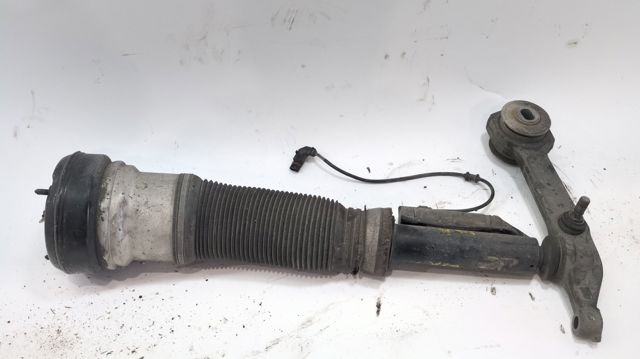 A2203205113 MERCEDES Amortiguador  en stock Huelva