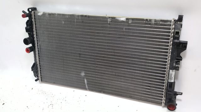 MERCEDES A6395010401 Radiador de refrigeración del motor  disponible Lugo