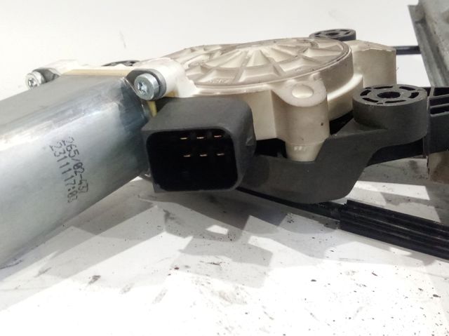 Elevalunas eléctrico A6397200446 MERCEDES