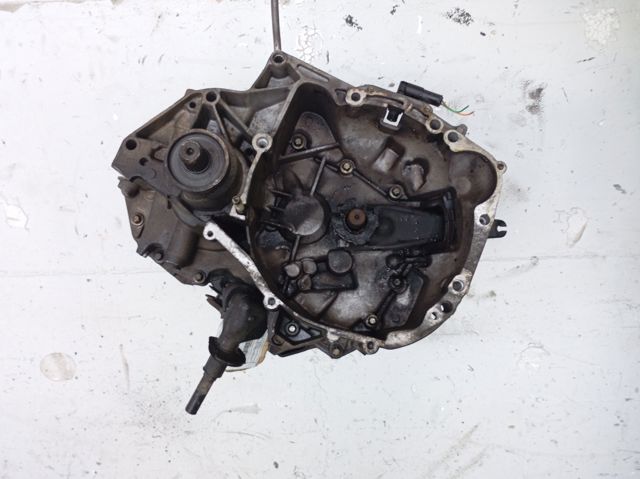 RENAULT JB1513 Caja de cambios manual completa  disponible Valladolid