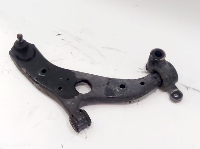 MAZDA KD3534300H Brazo inferior derecho de la suspensión delantera comprar Tarragona