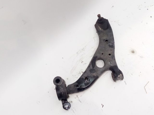 KD3534350H Brazo inferior izquierdo de la suspensión delantera comprar Almería