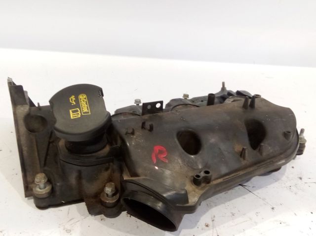 LR057379 LAND ROVER Tapa de válvulas izquierda  comprar en Oviedo