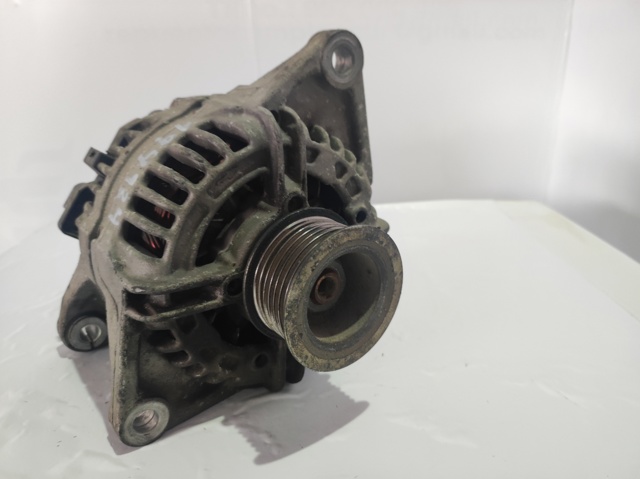0124325053 IVECO Alternador  comprar en Oviedo