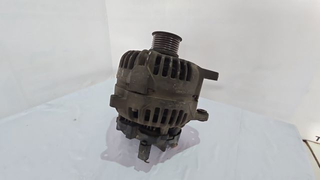 0124525044 Alternador  disponible Utrera
