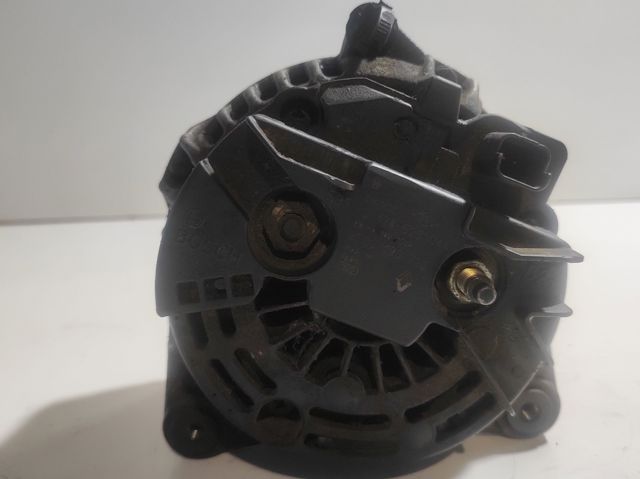 RENAULT 0124525044 Alternador  en stock Terrassa