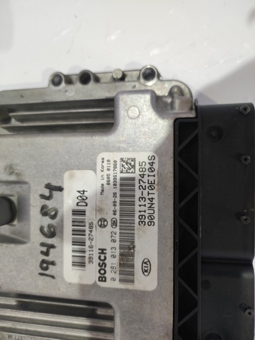 Comprar Unidad de control del motor (ECU) KIA Carens FG a bajo precio
