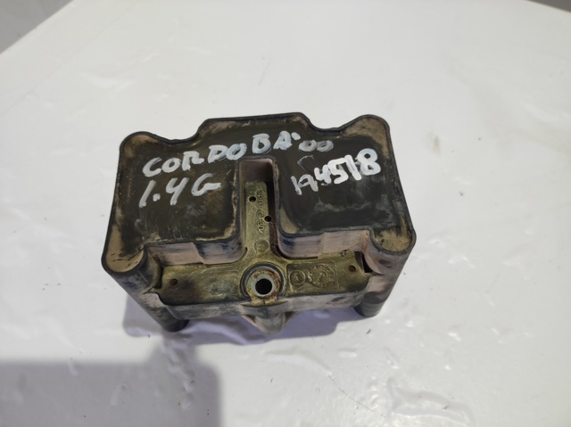 Bobina de ignición 032905106 VAG