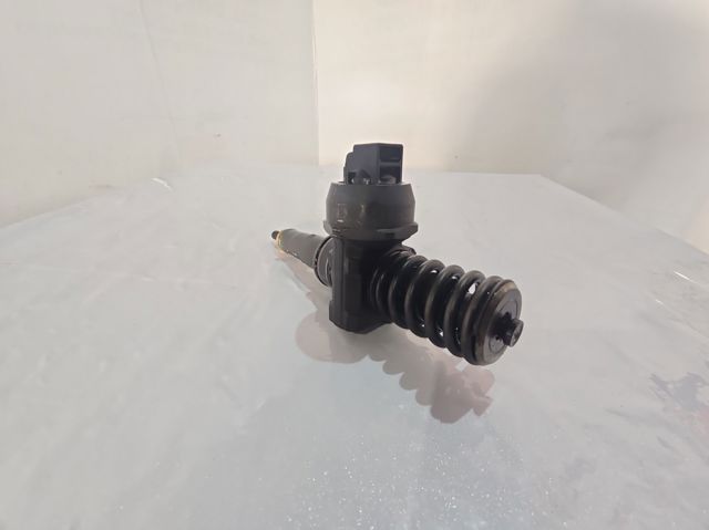 Inyector de combustible Skoda SuperB I (2001-2008)
