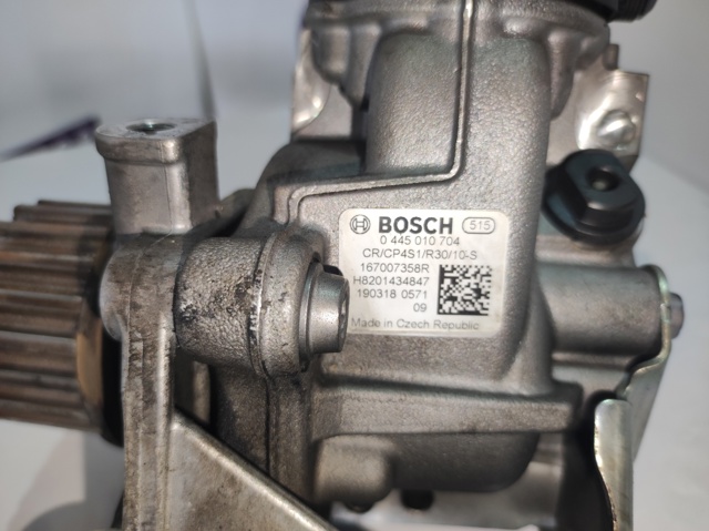 0445010704 Renault (RVI)