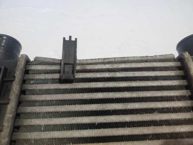 Radiador de aire, intercooler 14461EM00A NISSAN