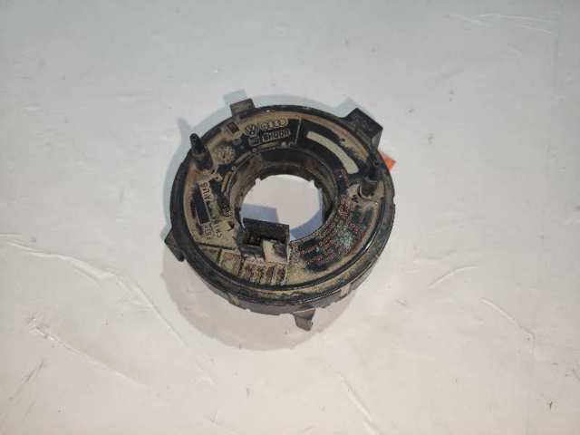 1J0959653E Anillo de contacto del volante  disponible Utrera