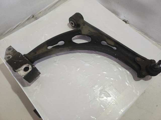 1K0407153G Brazo inferior izquierdo de la suspensión delantera  comprar en Reus