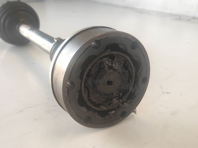 1K0407271LB Semieje delantero izquierdo  en stock Granada