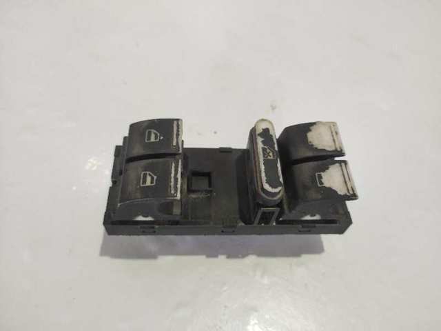1K4959857 Interruptor de elevalunas delantera izquierda  en stock Castellón