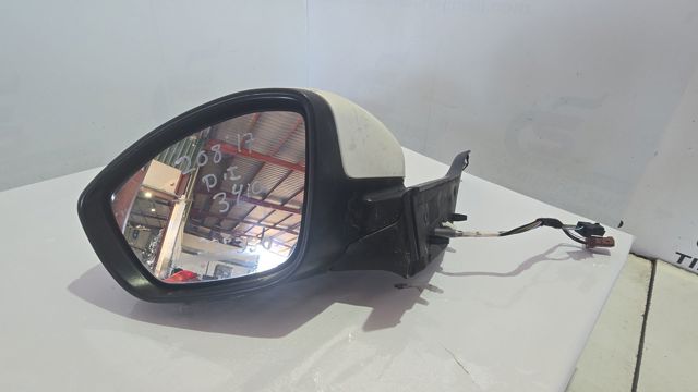 232673077 Peugeot/Citroen