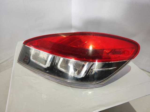 Comprar Piloto trasero derecho Renault Megane III DZ0, DZ1 a bajo precio