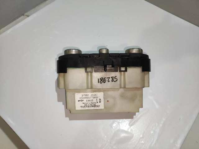 Elemento de control aire acondicionado Nissan Qashqai I (J10)