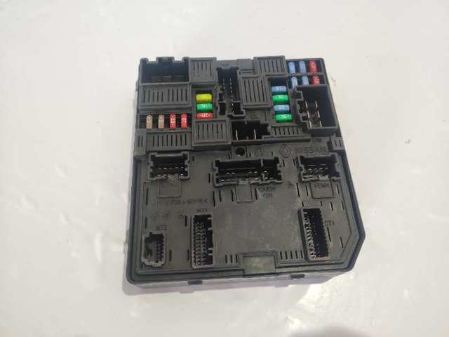 284B67108R RENAULT comprar Madrid
