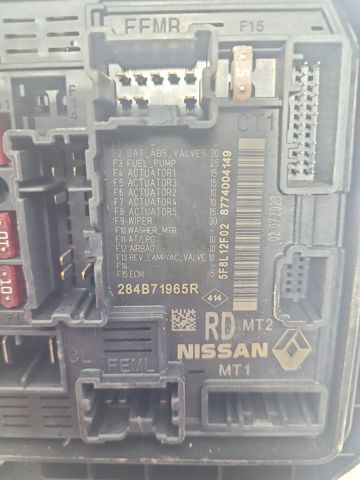 Caja de relés y fusibles Dacia Sandero III (2021-2026)