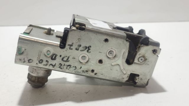 2T1AV21812BF Cerradura de puerta delantera derecha comprar Girona